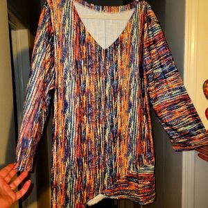 Women multi colored top 2xl